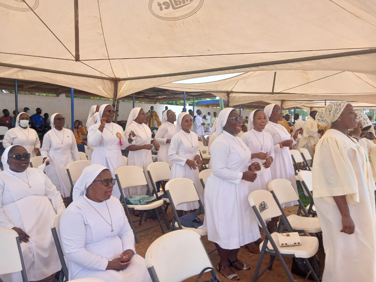 Keta-Akatsi Diocese: Religious Sisters Join in Thanksgiving as Newly Ordained Celebrates First Mass